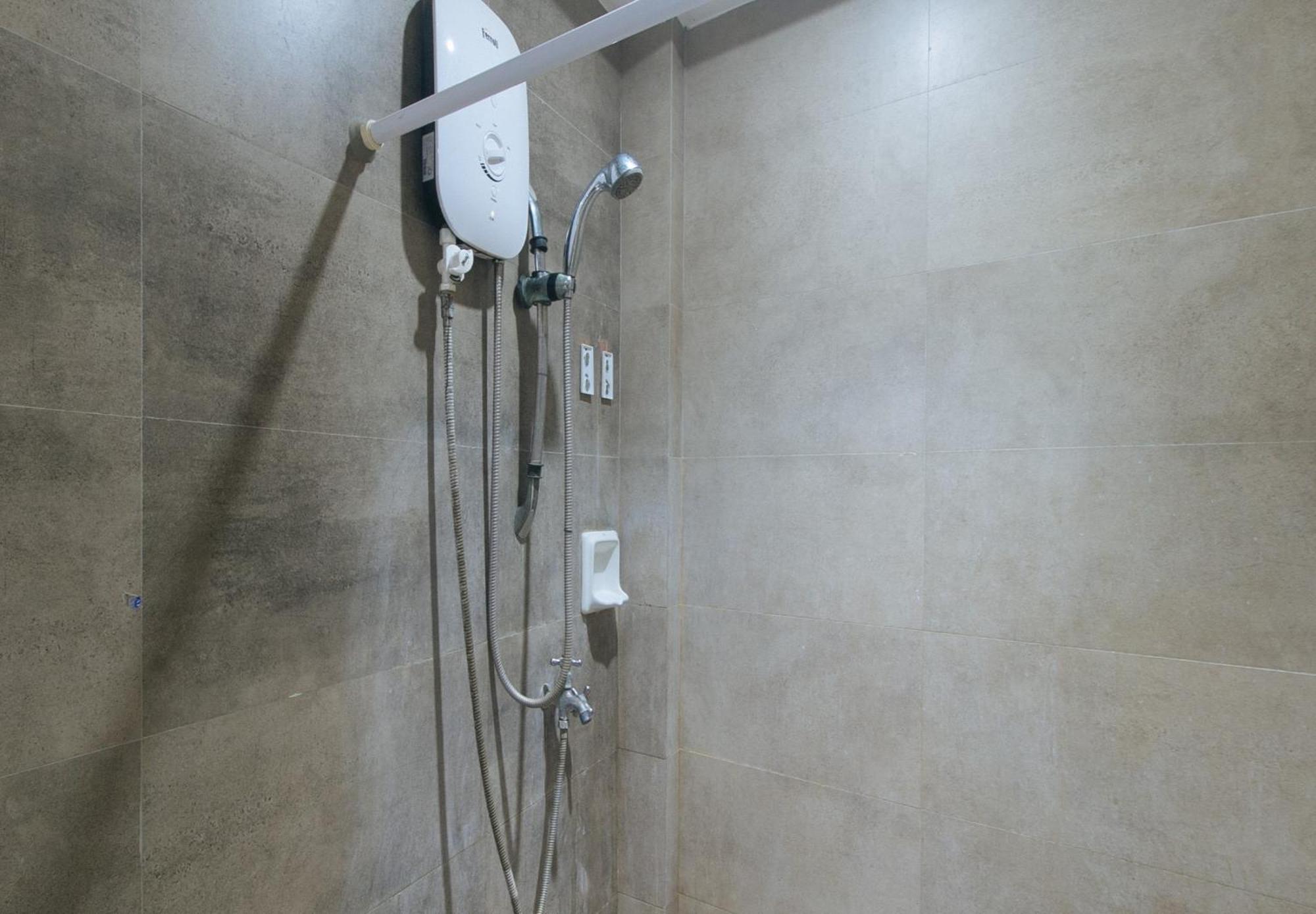 Reddoorz At Grand Apartelle Hernan Cortes Cebu ภายนอก รูปภาพ