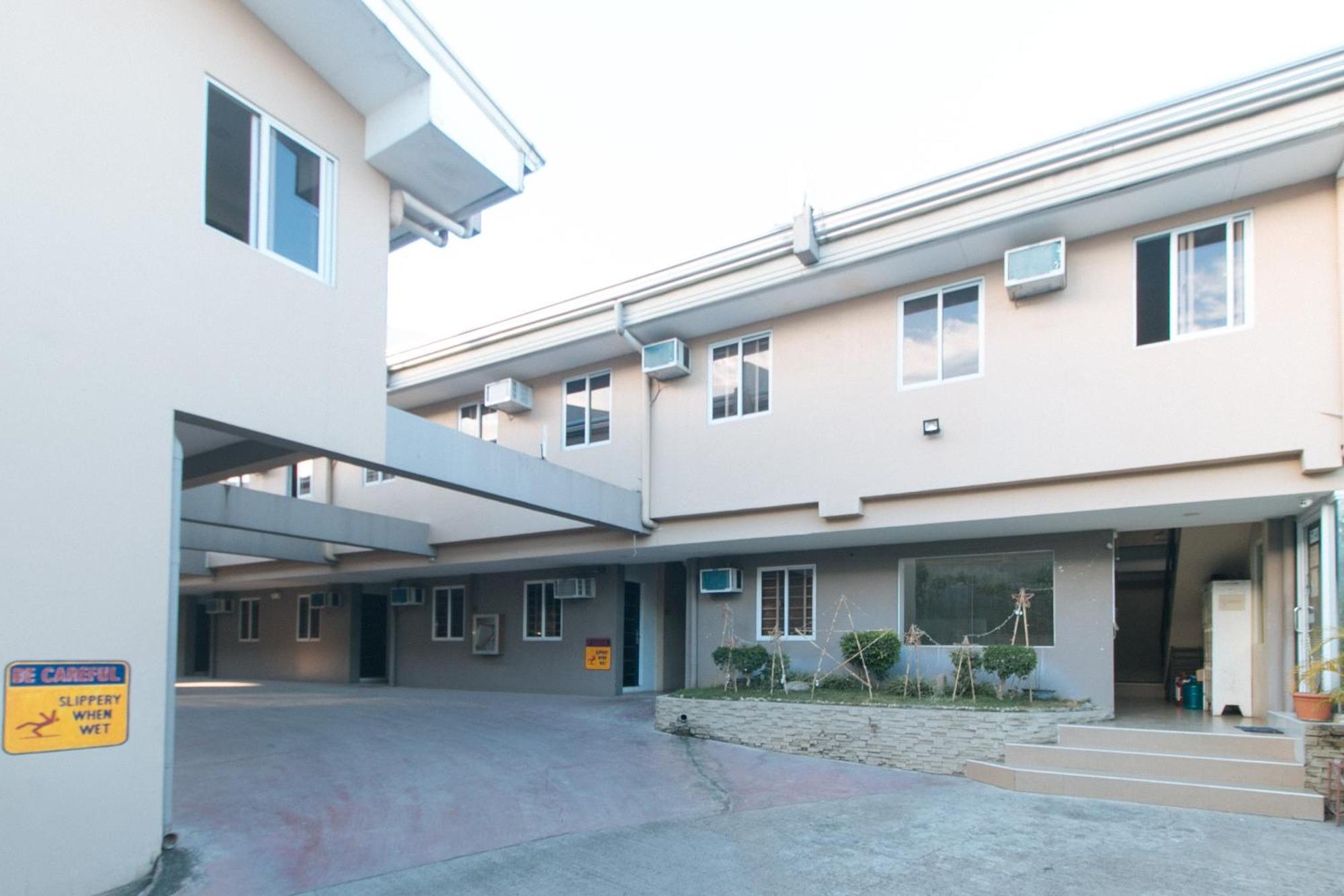 Reddoorz At Grand Apartelle Hernan Cortes Cebu ภายนอก รูปภาพ