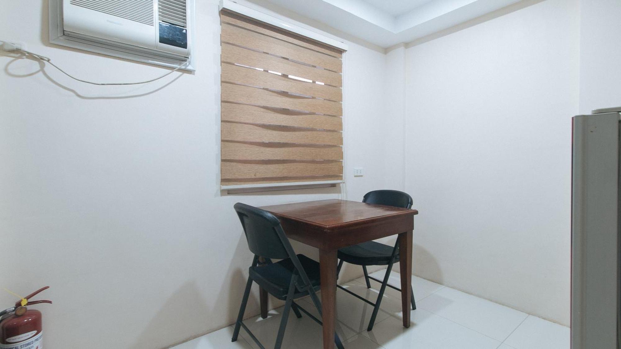 Reddoorz At Grand Apartelle Hernan Cortes Cebu ภายนอก รูปภาพ