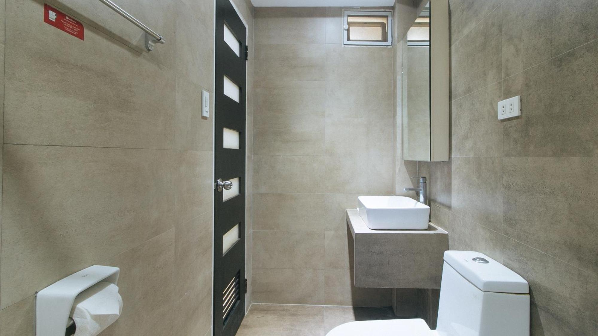 Reddoorz At Grand Apartelle Hernan Cortes Cebu ภายนอก รูปภาพ